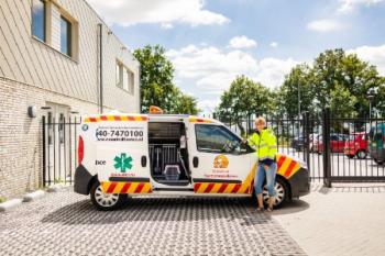 Als u een gewond dier vindt, neem het dan niet mee, maar bel de dierenambulance. De medewerkers van de dierenambulance weten precies wat ze moeten...