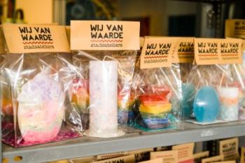 We bieden een laagdrempelige, flexibele en vraaggerichte voorziening voor zinvolle en activering in de wijk en de stad voor een mix van sociaal...